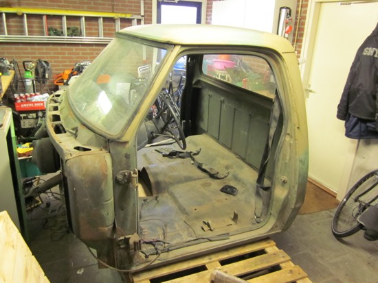 Dodge W200 nieuwe cabine