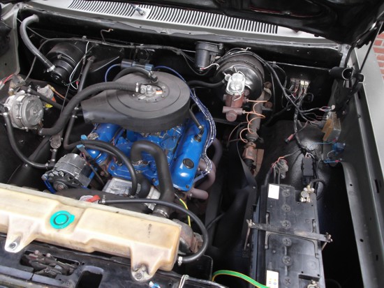 Dodge W200 motor 318 cui motor revisie